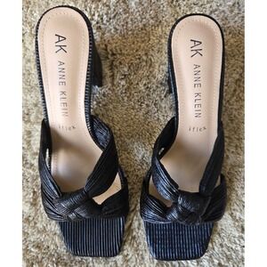 Anne Klein Aubrie Raffia Strappy Mules Size 9 Black ~EUC ~